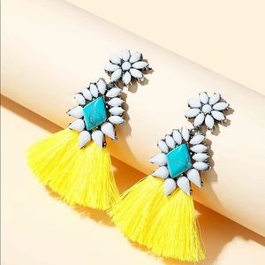 Boho tassel earrings 🔥